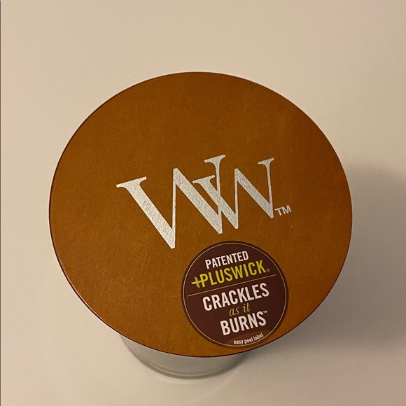 Woodwick Large Hourglass Candle Fireside - Picture 2 of 3